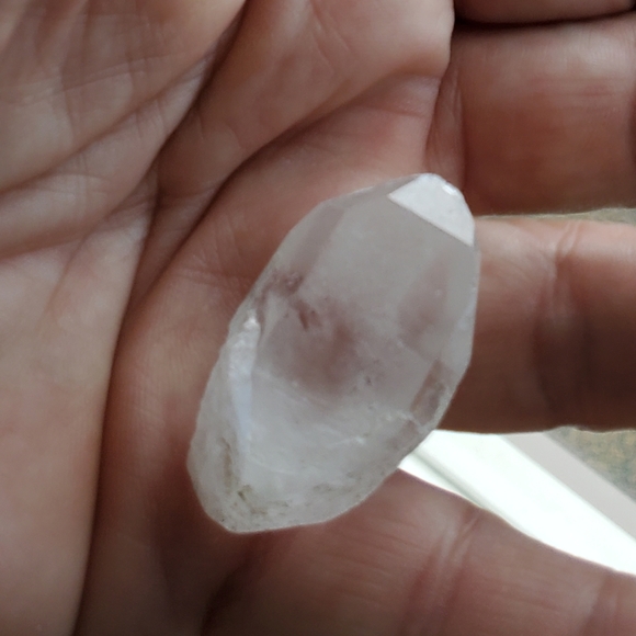 #4 Raw Quartz Crystal - Picture 2 of 7